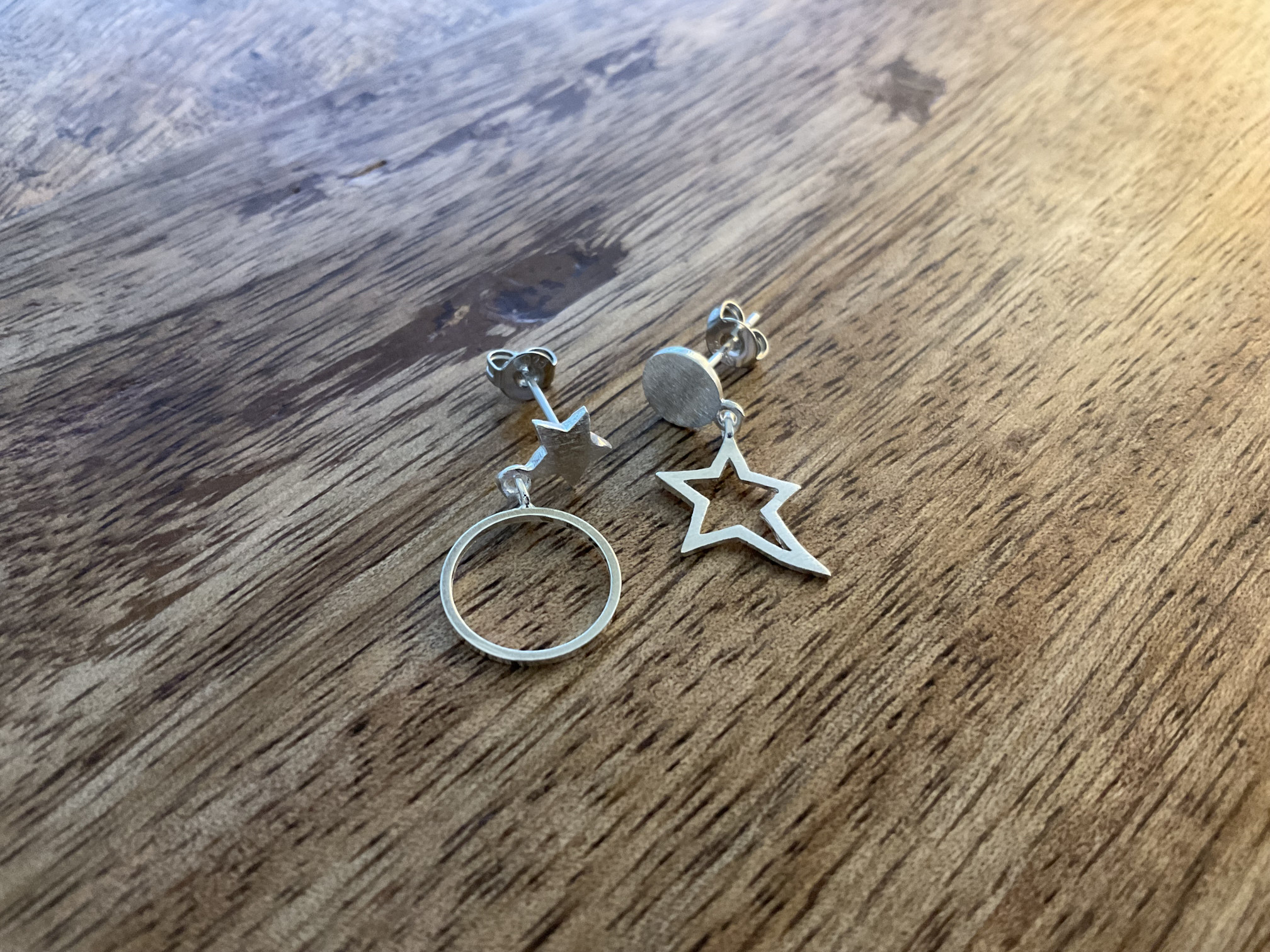 Star & Circle Stud Earring - Click Image to Close